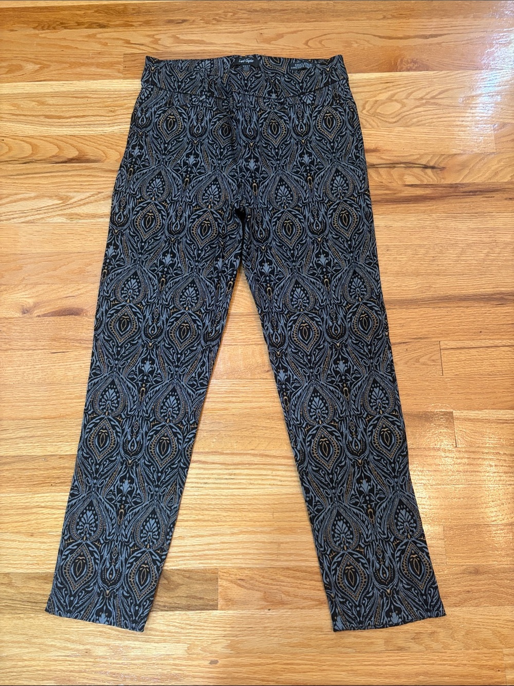Lord & Taylor Black Patterned Straight Leg Pants